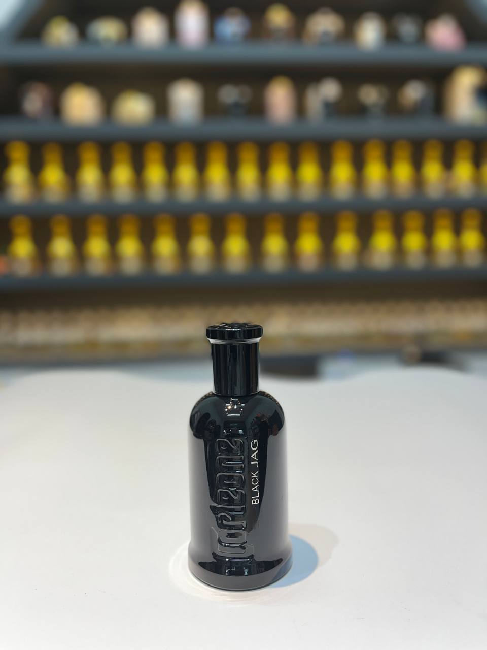 عکس شیشه ادکلن بلک جک با طرایحی مشکی